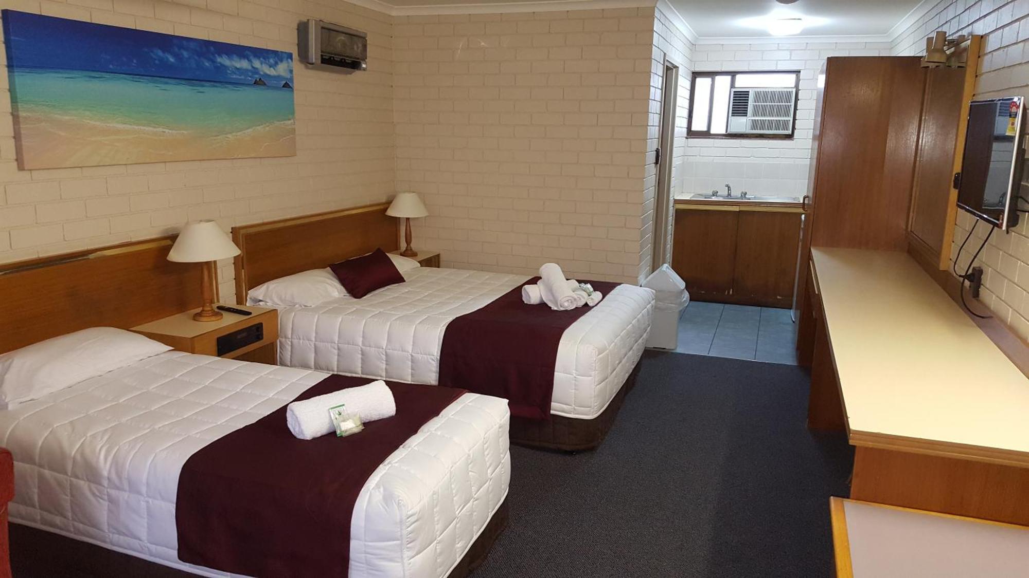 Tabourie Lake Motor Inn Zimmer foto