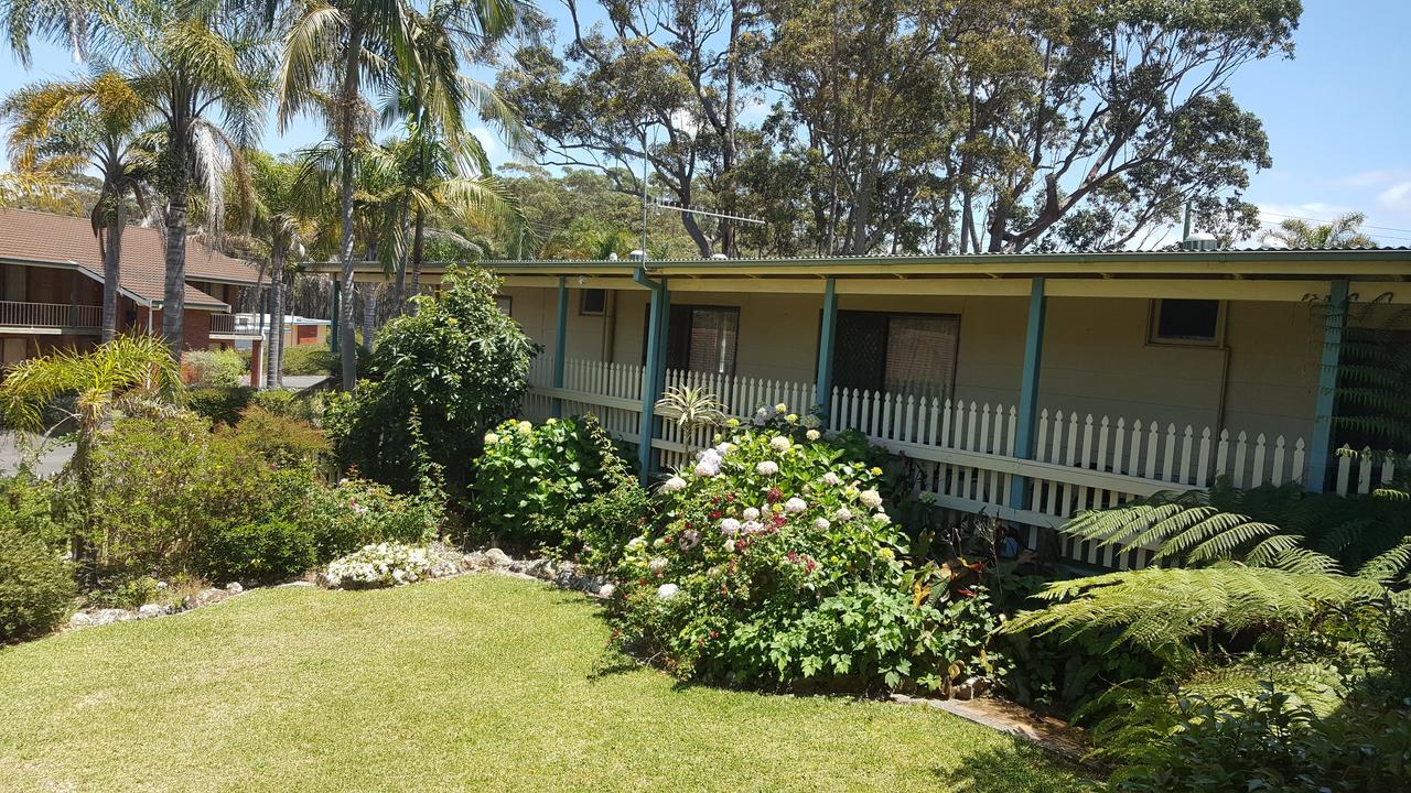 Tabourie Lake Motor Inn Exterior foto